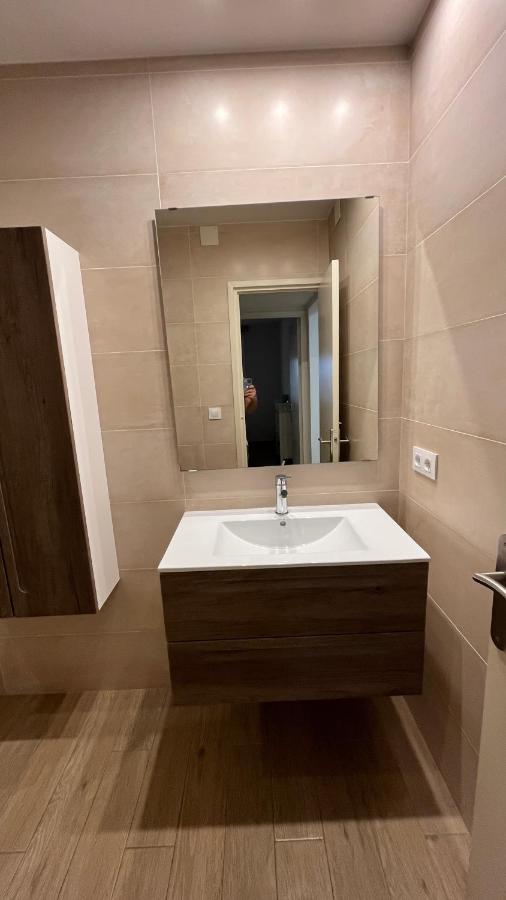 Apartamento En La Playa. Free Parking. Free Wifi L' Escala 외부 사진