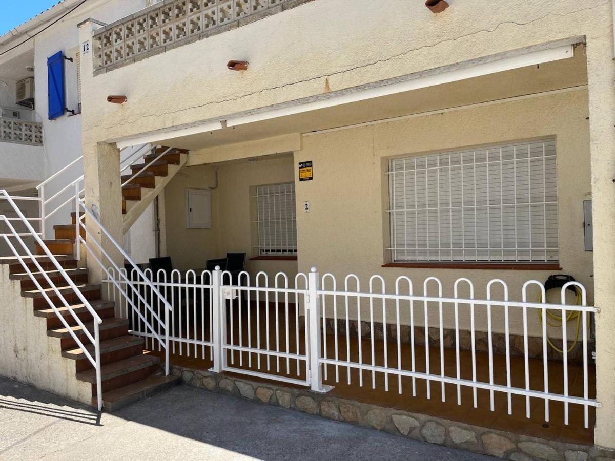 Apartamento En La Playa. Free Parking. Free Wifi L' Escala 외부 사진