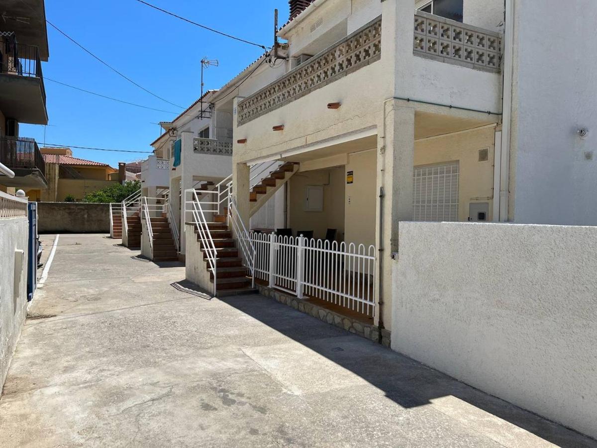 Apartamento En La Playa. Free Parking. Free Wifi L' Escala 외부 사진