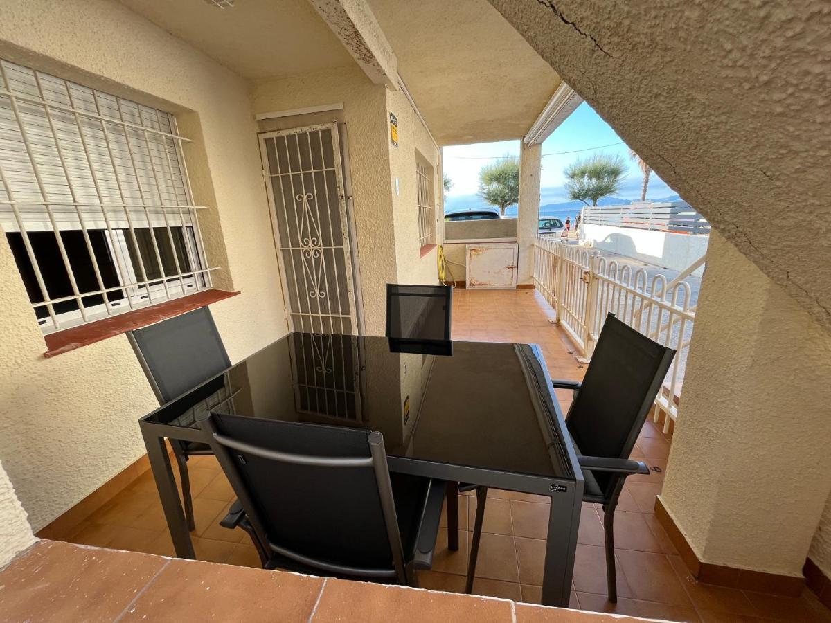 Apartamento En La Playa. Free Parking. Free Wifi L' Escala 외부 사진